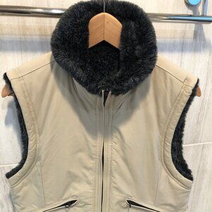 Cold As Ice Womens Reversible Vest Khaki faux fur LIned Size Small